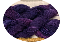 Load image into Gallery viewer, 490 Treadsoft