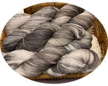 Load image into Gallery viewer, Swiss Lace