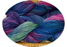 Load image into Gallery viewer, 490 Treadsoft