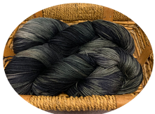 Load image into Gallery viewer, 490 Treadsoft