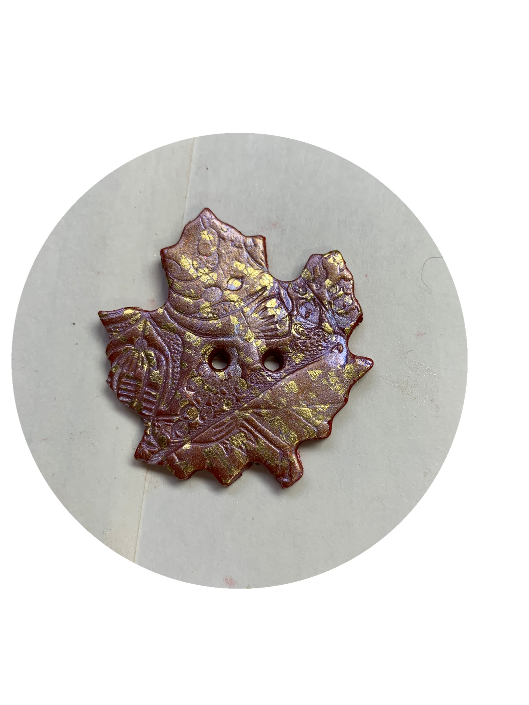 Large Topaz Maple Leaf Buttoms