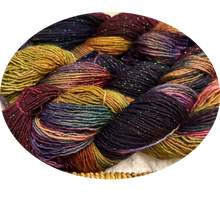 Load image into Gallery viewer, Sparkling
