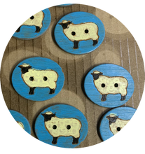 Load image into Gallery viewer, Sheep Buttons - 1”.
