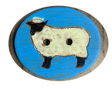 Load image into Gallery viewer, Sheep Buttons - 1”.
