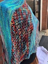 Load image into Gallery viewer, Gold Finch Shawl
